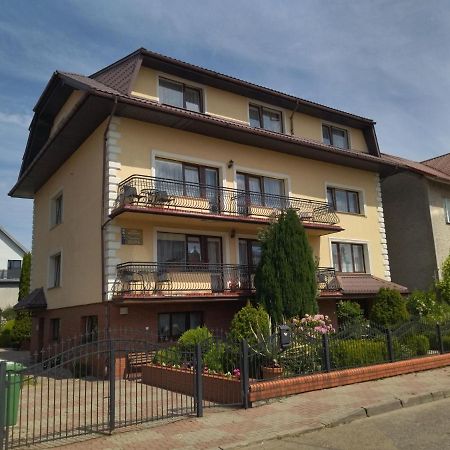 Karolinka Leba Apartment Екстериор снимка
