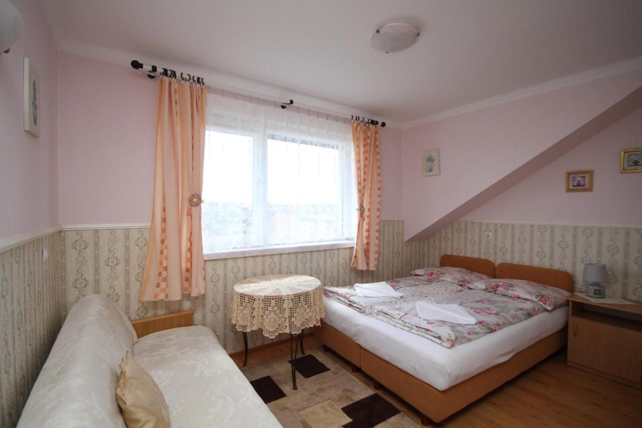 Karolinka Leba Apartment Екстериор снимка