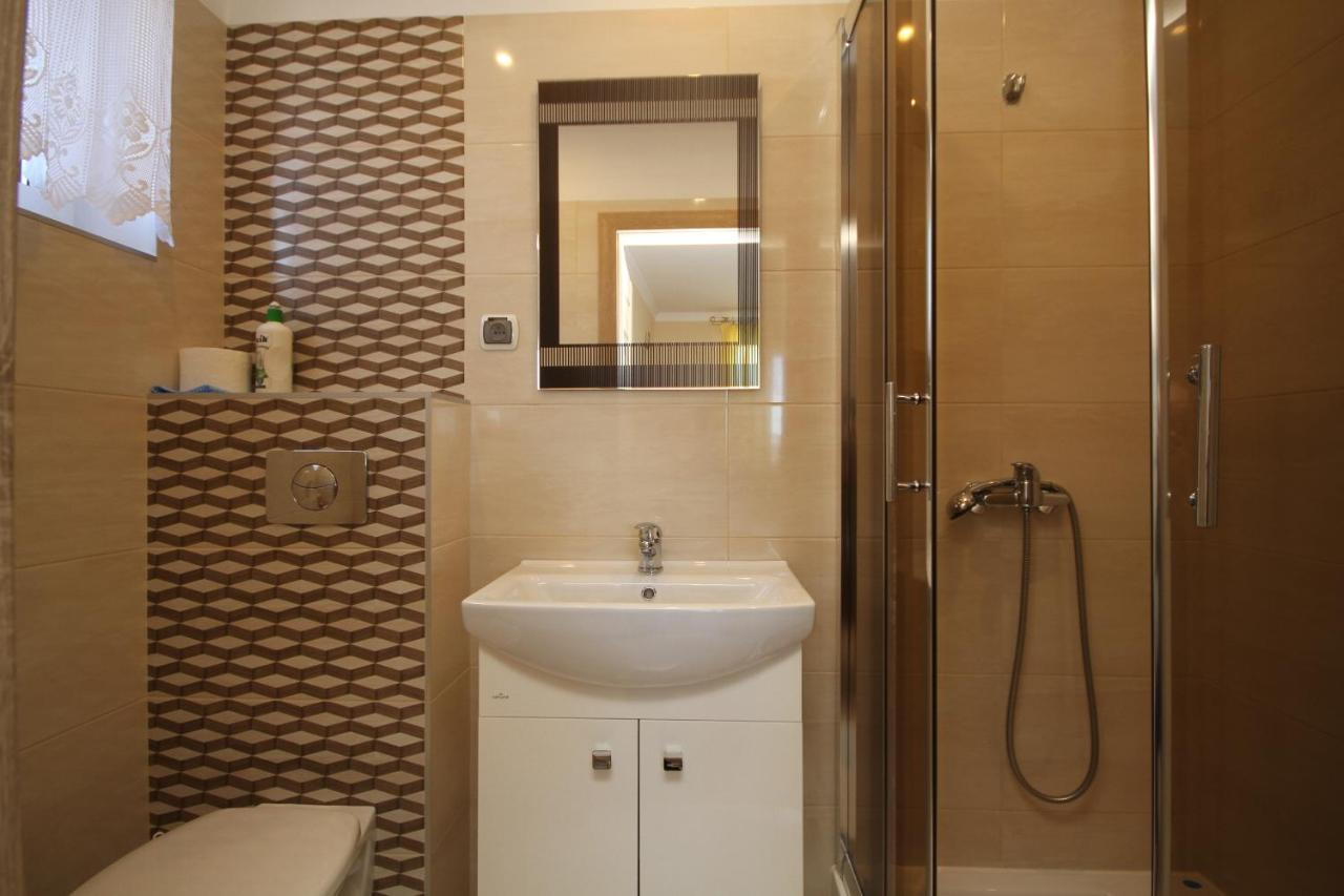 Karolinka Leba Apartment Екстериор снимка