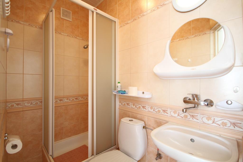 Karolinka Leba Apartment Екстериор снимка